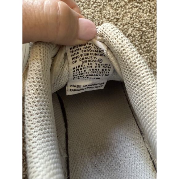 Air Force 1 low white back size 2.5 Youth White With Black Nike Swoosh - Picture 6 of 8